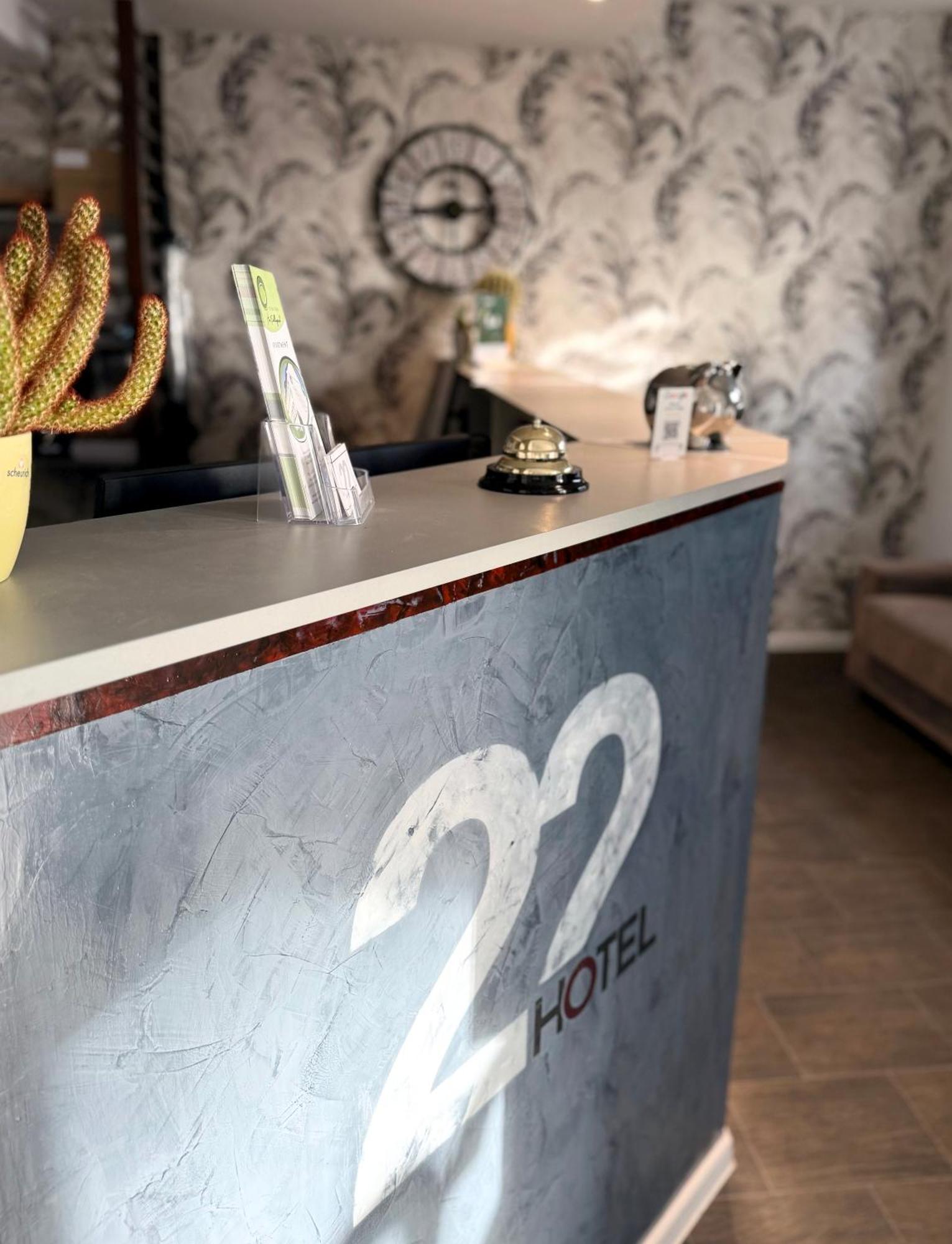 Hotel 22 Dessau-Rosslau ภายนอก รูปภาพ